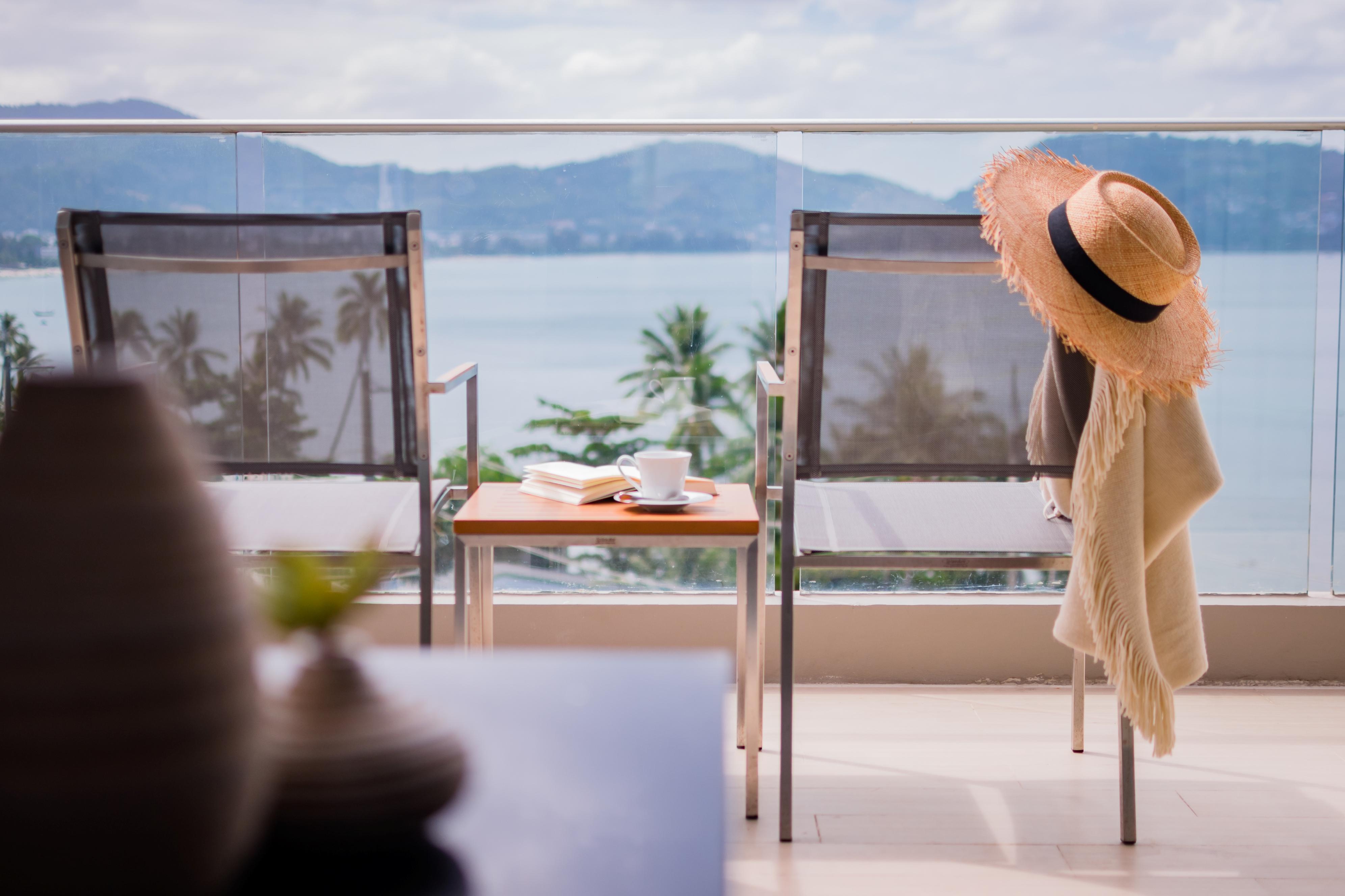 Patong Oceanfront Beach Resort - Sha Extra Plus מראה חיצוני תמונה View from the hotel