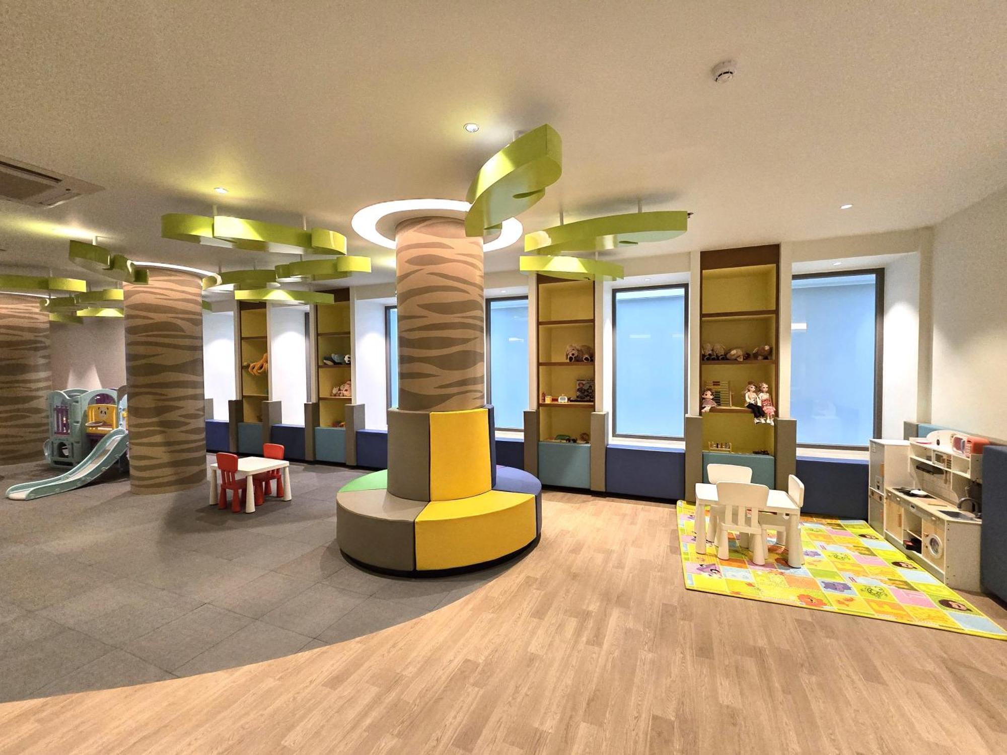 Patong Oceanfront Beach Resort - Sha Extra Plus מראה חיצוני תמונה The Children's Museum of Oak Park